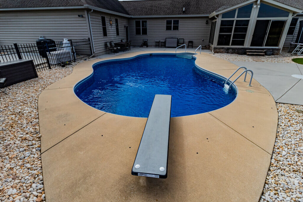 Gettysburg, PA Rubber Pool Patio