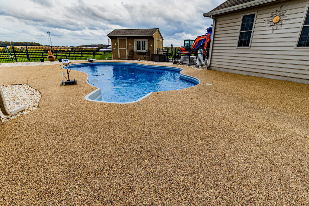 Gettysburg, PA Rubber Pool Patio